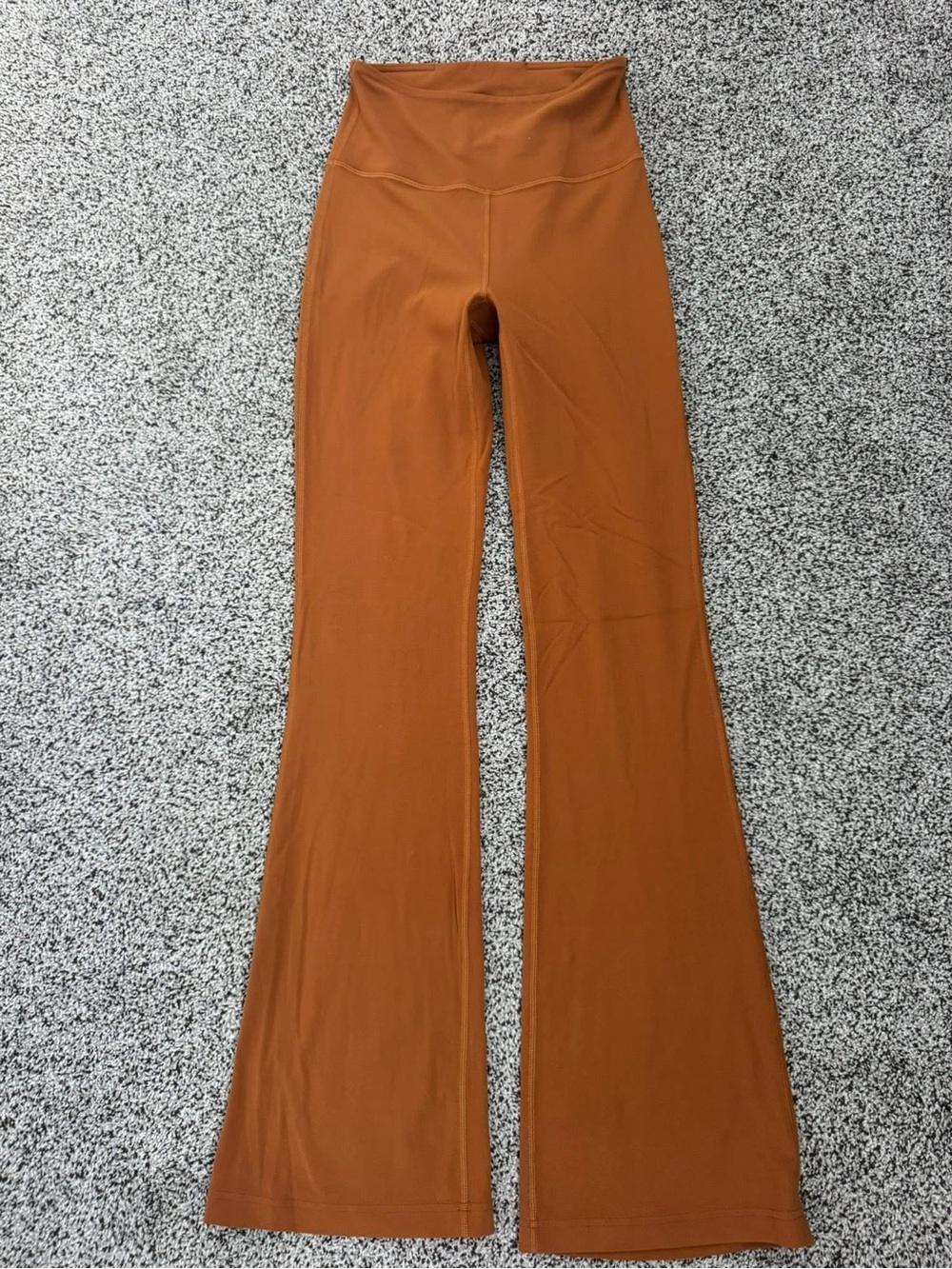 Lululemon size 4